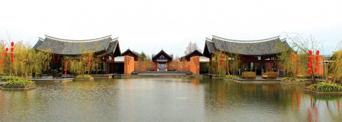 Banyan-Tree-Lijiang-01-1150x410