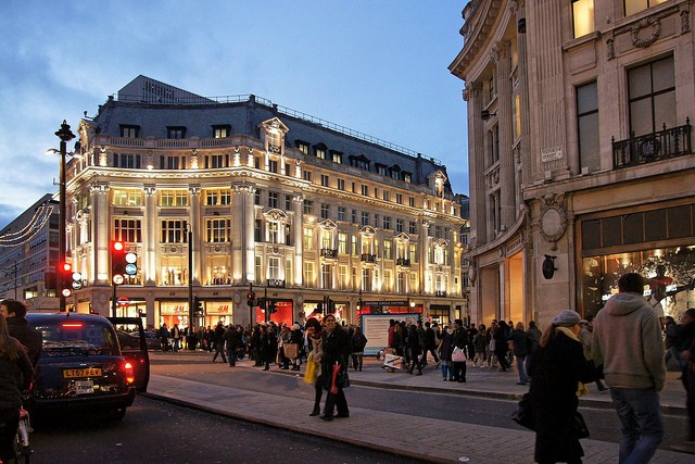 Gli immobili di londra valgono più di tutti gli edifici di scozia, galles e irlanda del nord