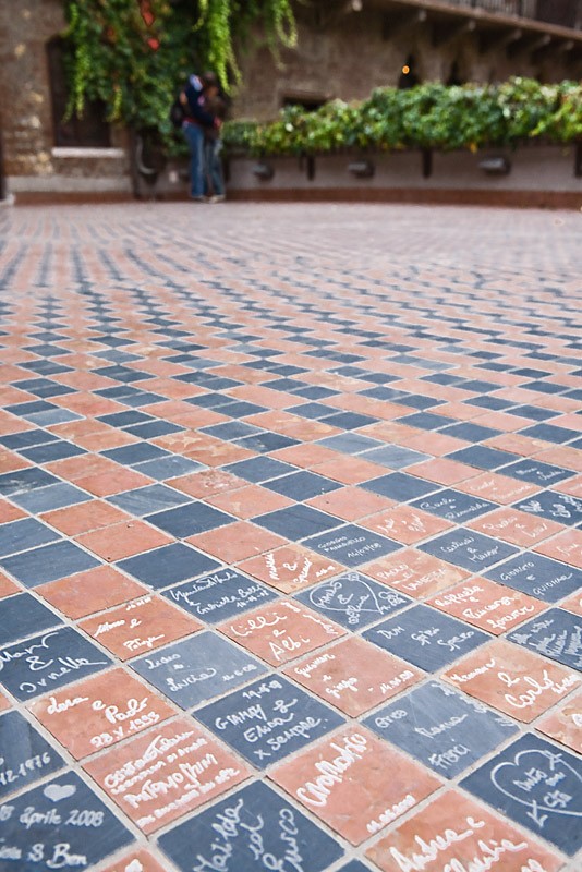 Vivere troppo fa male all'economia, secondo l'fmi