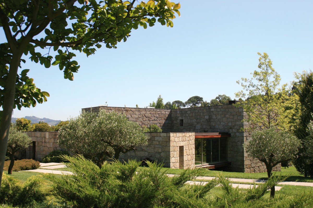 Il recupero di una casa di pietra in Portogallo (fotogallery)