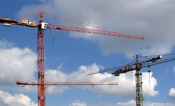 Tra gli 8 punti che bersani offre a grillo c'è il blocco totale delle nuove costruzioni (video)
