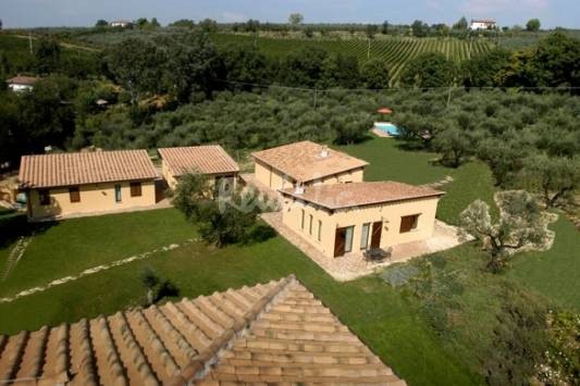 Casa del week end: un agriturismo in Umbria per festeggiare l'arrivo della primavera (fotogallery)