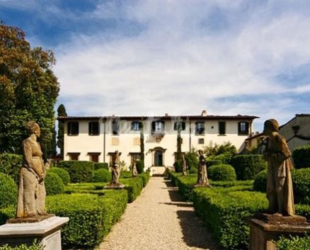Case del week end: una villa del xvi secolo tra le colline di Firenze (fotogallery)