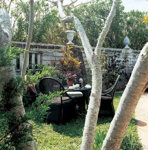 item7.rendition.slideshowVertical.hosl08_douglas