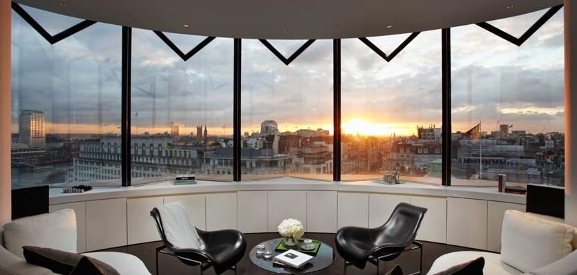 16dme-london-me-suitelivingroom
