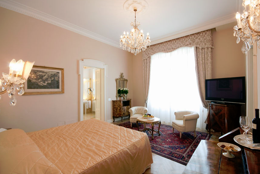 FireShot_Screen_Capture_038_-_Grand_Hotel_Rimini_albergo_5_stelle_lusso_riviera_romagnola_-_Phot