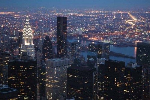 Un acquirente su dieci investe nel mattone straniero. Londra e new york le piazze più redditizie