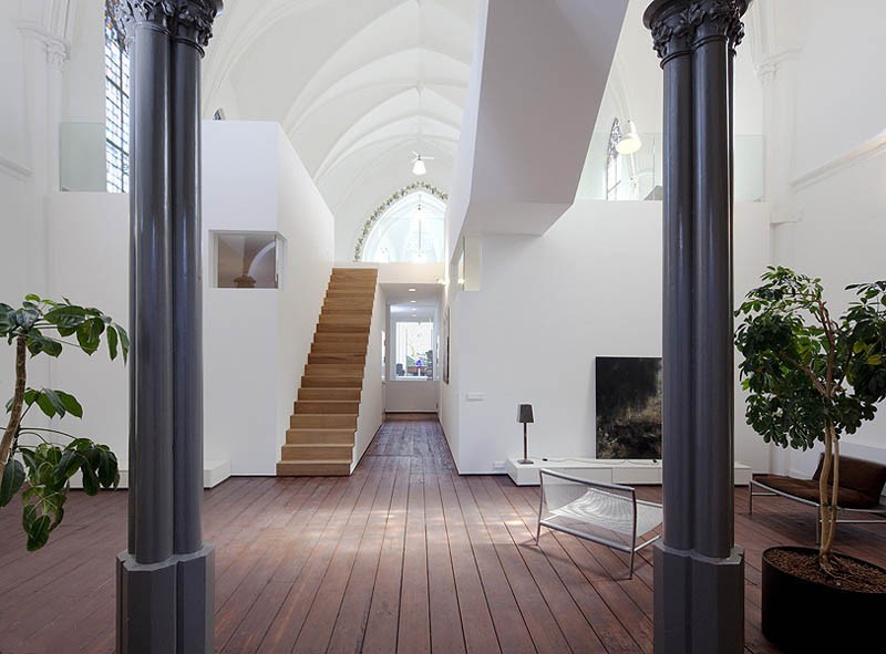 church-conversion-into-residence-utrecht-the-netherlands-zecc-architects-11