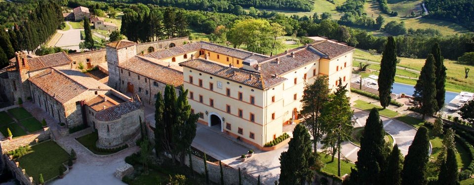 Hotel-Castello-di-Casole-Aerial1