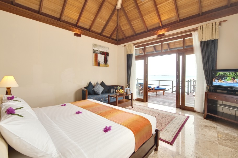 Luxury-Maldives-Resorts-09