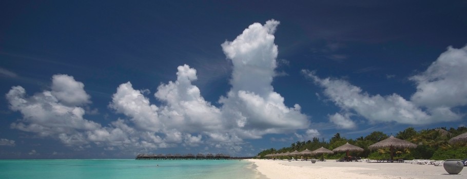 Luxury-Maldives-Resorts-12