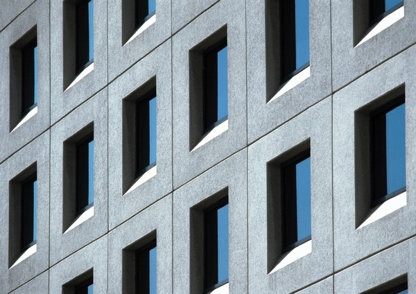 Enel mette in vendita 3000 immobili