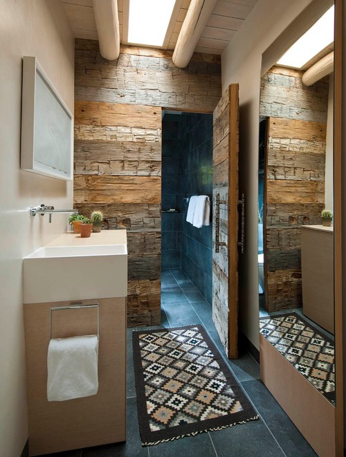 mediterranean-powder-room