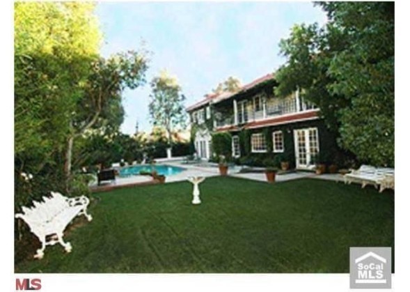 robert-pattinsons-rental-yard-43e38a-589x419