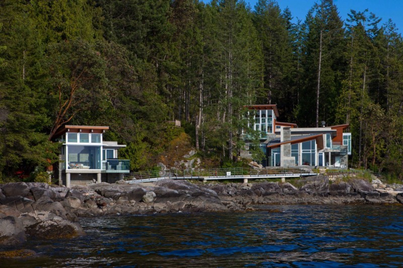 Pender-Harbour-House-03-800x533