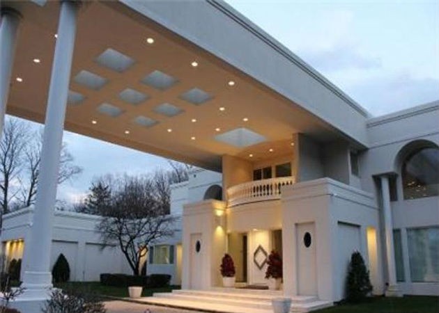 portico