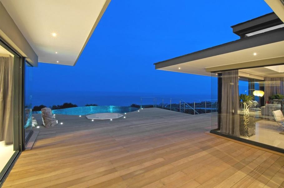 House-E16-03-2-1150x763