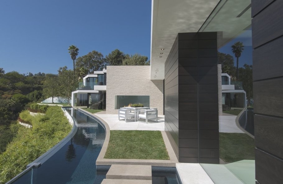 Luxury-Homes-Los-Angeles-California-Adelto-12