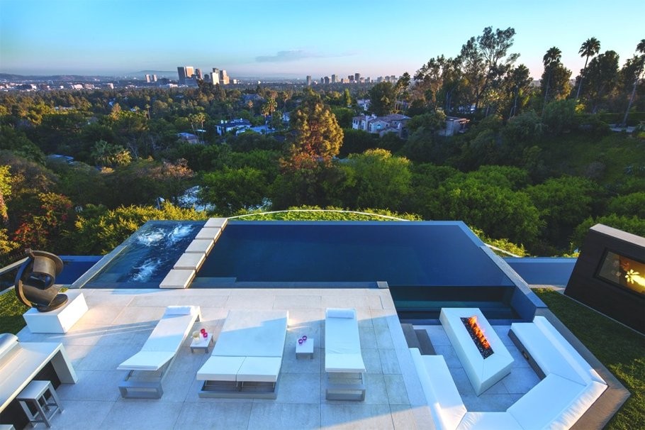 Luxury-Homes-Los-Angeles-California-Adelto-15