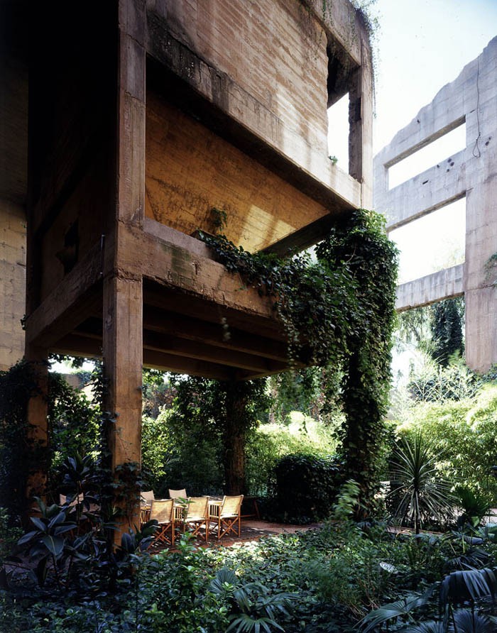 cement-factory-conversion-ricardo-bofill-barcelona-spain-2_-_copia_-_copia_2
