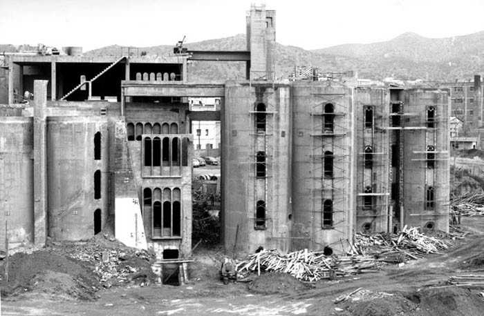 cement-factory-conversion-ricardo-bofill-barcelona-spain-6_-_copia_-_copia