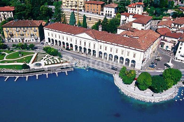 h.2593195.780.520.0.ffffff.wm_.d41e7009