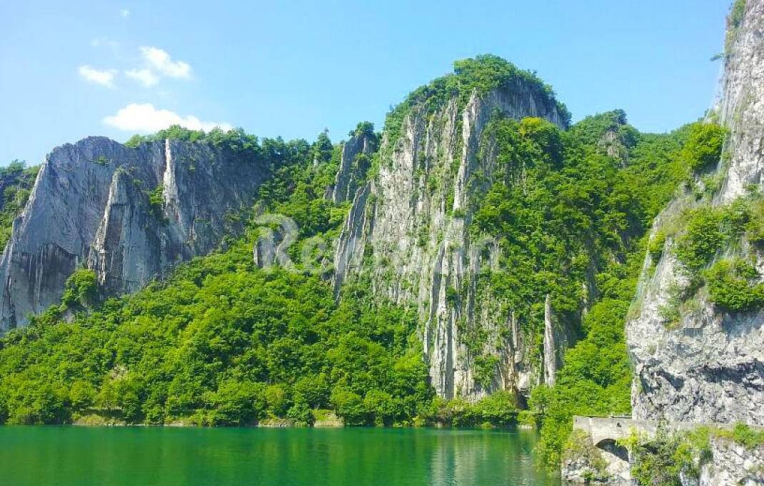 h.2593235.1070.680.0.ffffff.wm_.3413ef38