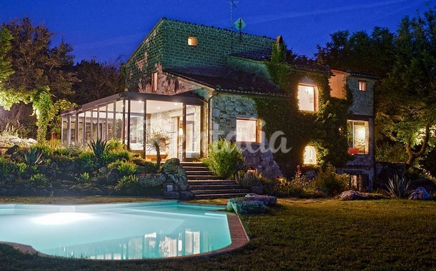 rentalia-saturnia-1