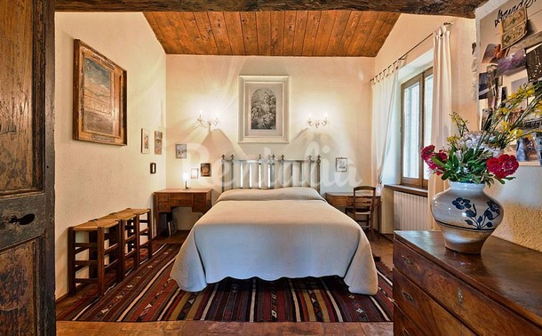 rentalia-saturnia-9