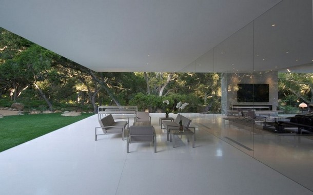 The-Luxury-Glass-Pavilion-House-by-Steve-Hermann-14