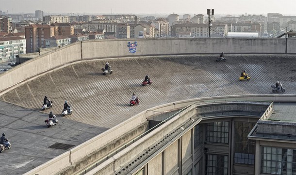 Edifici all'apparenza normali che celano dettagli stupefacenti, scopriamoli a partire da Torino (foto)