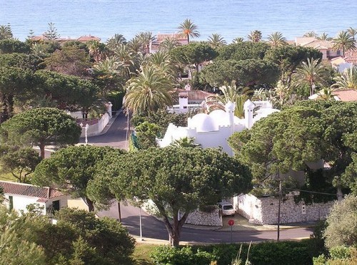 Ecco perché la guerra in crimea potrebbe inferire un duro colpo alla vendita di case di lusso in tutto il mondo 