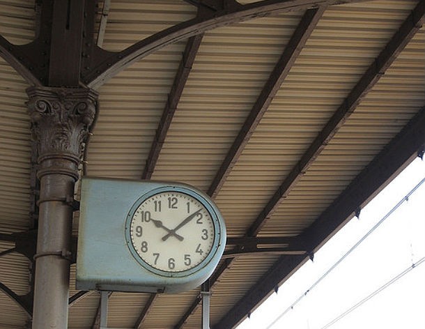 S&p: la debolezza economica spingerà giù i prezzi nel 2014, ma in Italia i valori delle case non sono sopravvalutati (scarica pdf)