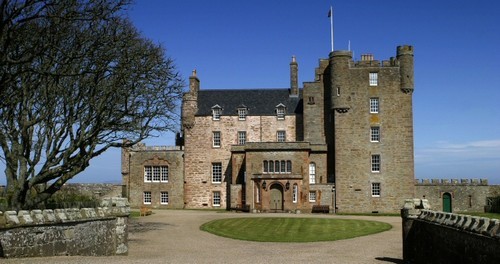 In affitto per 50mila sterline a fine settimana il castello di mey, in scozia, appartenuto alla regina madre (fotogallery)