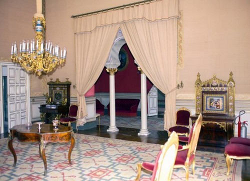 Re juan carlos ha abdicato: questi sono i palazzi reali che erediterà il principe felipe