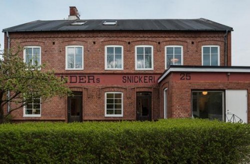 La metamorfosi di un'antica carpenteria, ora abitazione di design (fotogallery)