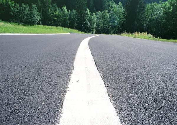 Censis: mercato immobiliare dimezzato dalla crisi, la ripresa non prima della metà del 2015