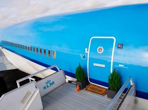 Soggiornare in un appartamento dentro un aereo, la bizzarra idea di klm (fotogallery)