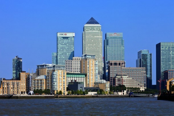 Presto nel quartiere canary wharf di londra sorgeranno nuovi (discussi) grattacieli