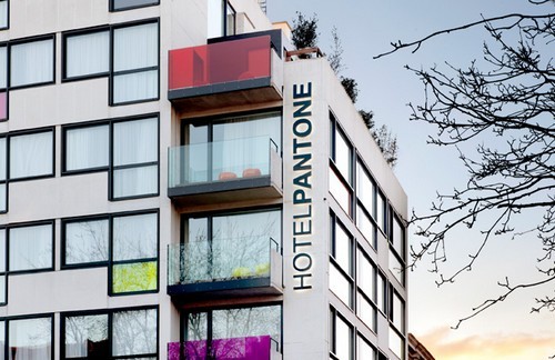 Un'esplosione di colori a bruxelles nell'hotel pantone (fotogallery)