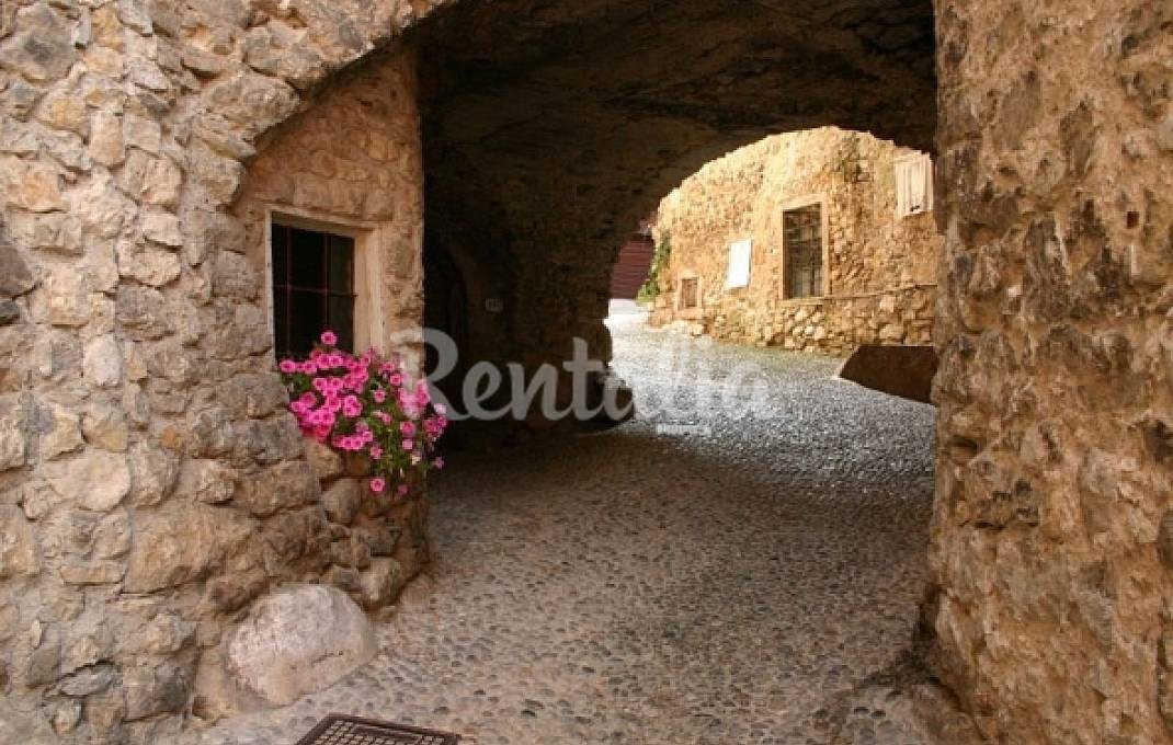 h.3748410.1070.680.0.ffffff.wm_.f47d4d3d