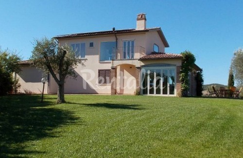 A Capalbio una villa con piscina completamente immersa nella maremma Toscana (fotogallery)