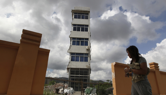 Le "case chiodo" o 19 incredibili esempi di come resistere alla follia immobiliare in cina