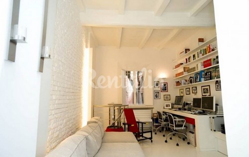 Un antico monastero del XV secolo trasformato in un elegante loft nel cuore di Bologna (fotogallery)