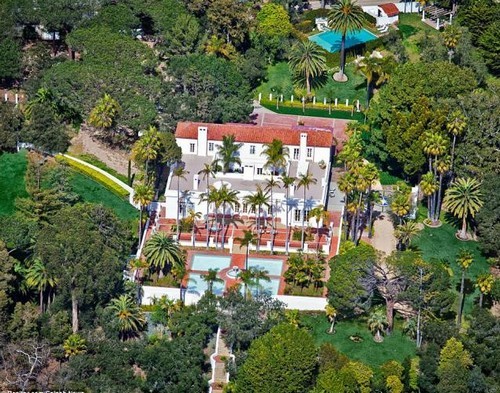 La villa di “Scarface” è stata messa in vendita a un prezzo scontanto (fotogallery)