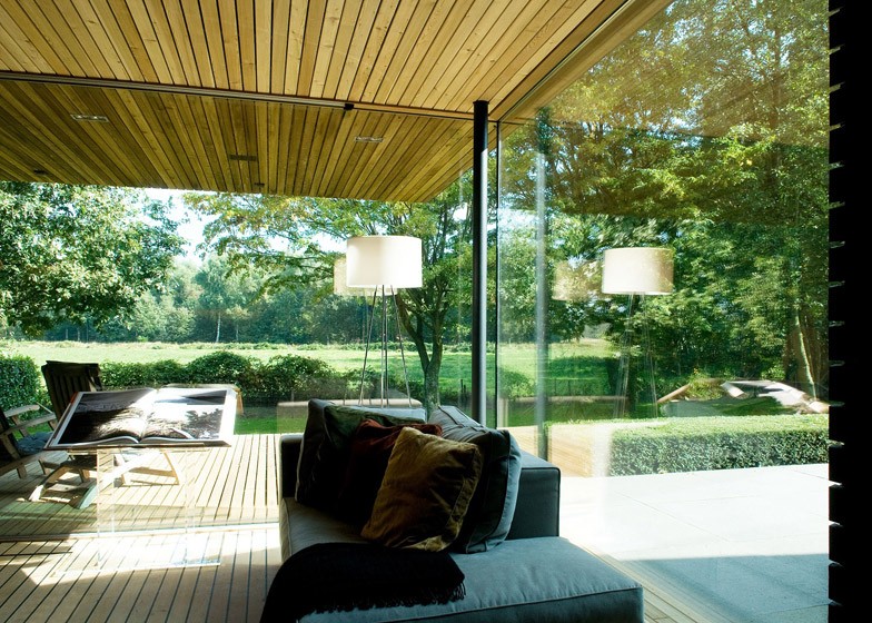 residence-m_willemsenu_dezeen_784_4