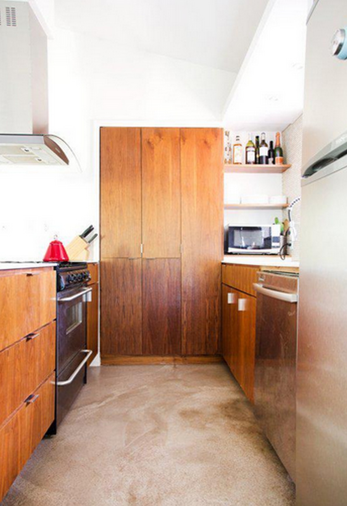 Ecco 6 trucchi per rendere più grande una cucina piccola (Fotogallery)