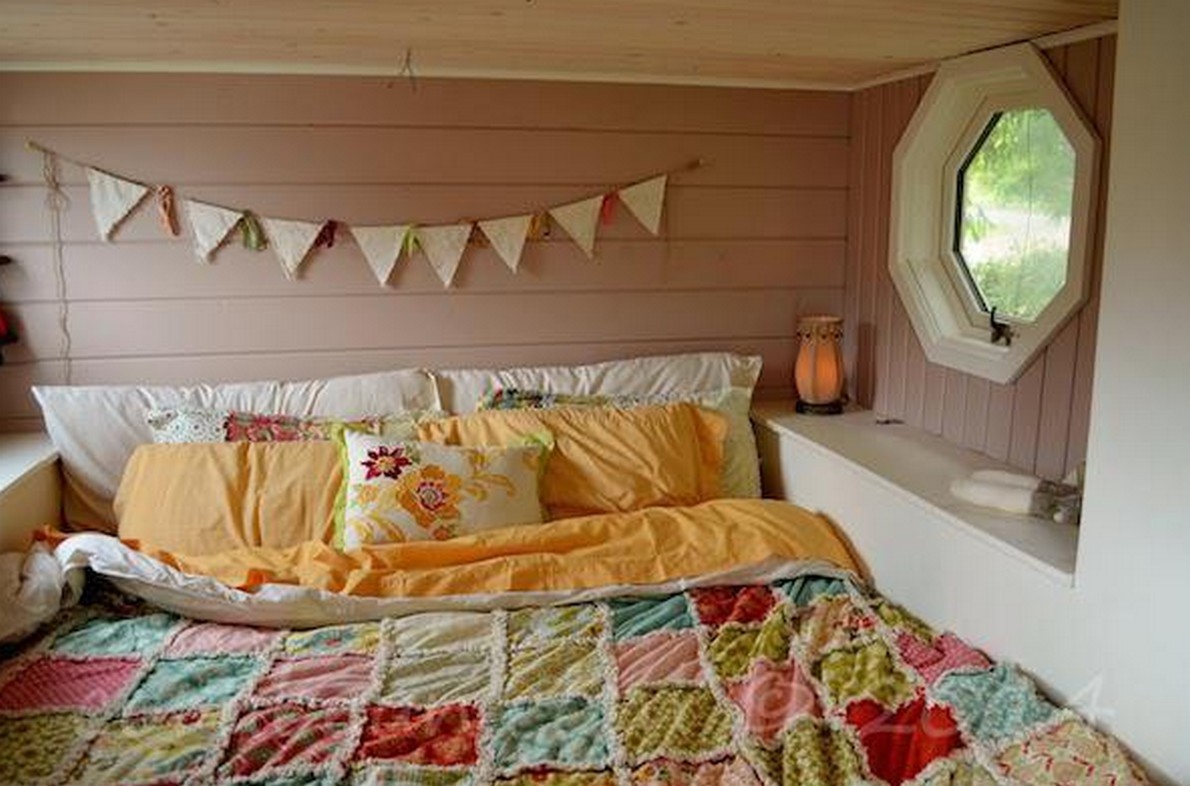 Ecco alcune idee per trasformare un vecchio autobus in una casa mobile (Fotogallery)