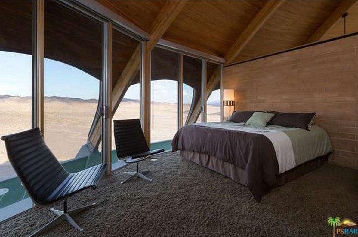 casa_california_bond_2