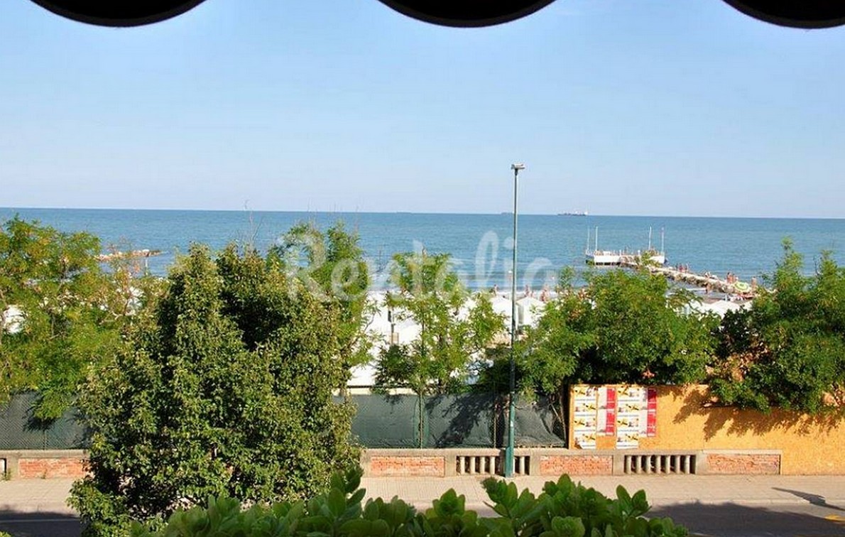 vista dal balcone della casa sul lido di Venezia